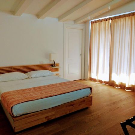 Cairoli7Novate-Mansarda Apartment โนวาเตมิลาเนเซ ภายนอก รูปภาพ