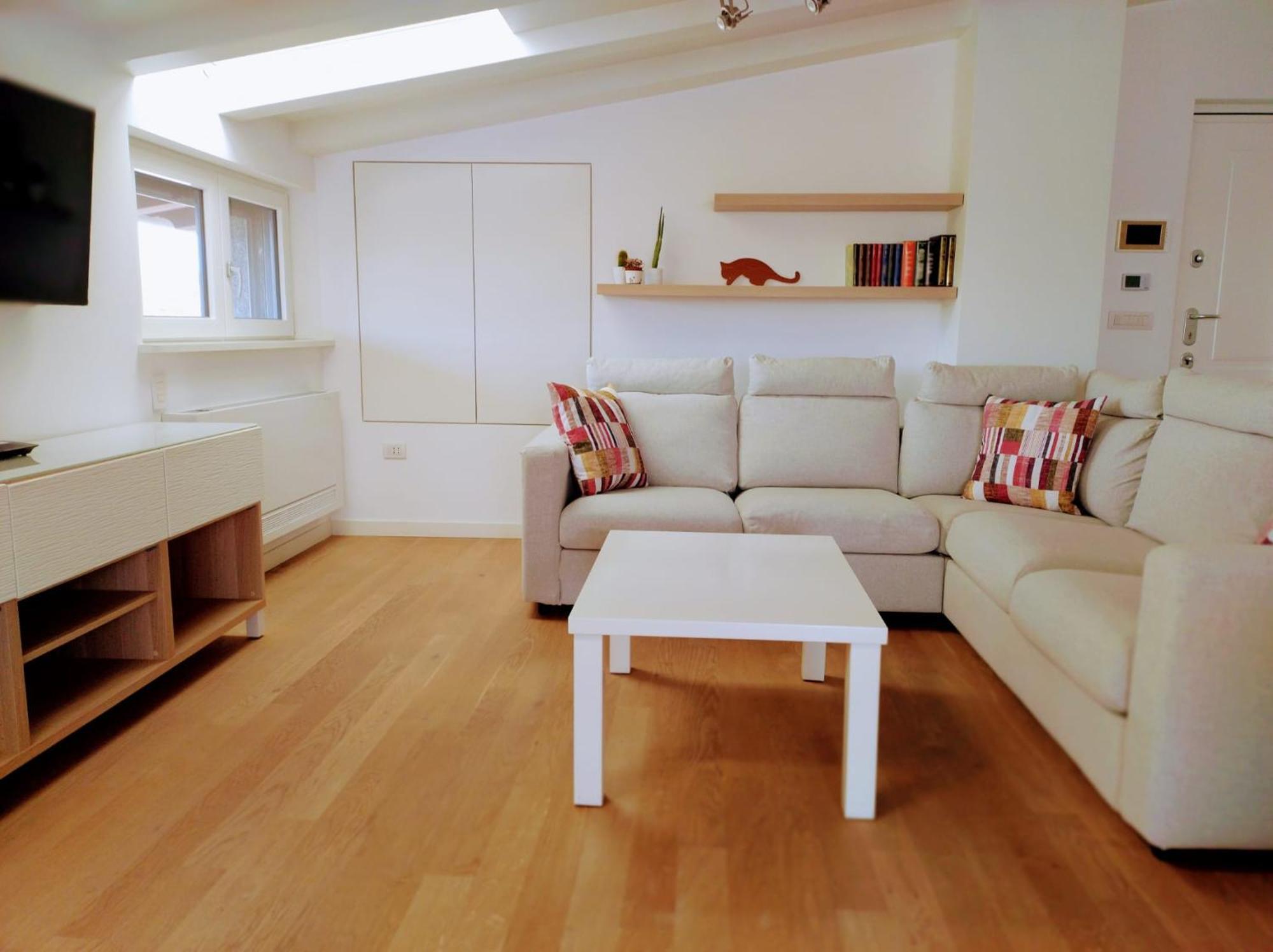 Cairoli7Novate-Mansarda Apartment โนวาเตมิลาเนเซ ภายนอก รูปภาพ
